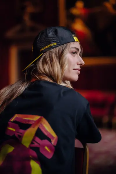 lifestyle photoVICE Essential Tee - Black