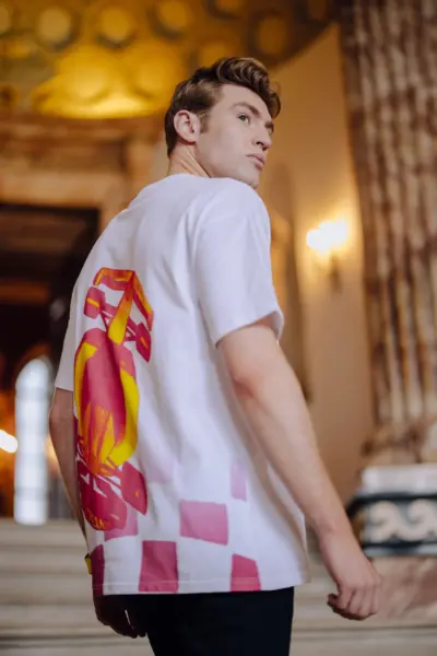 lifestyle photoVICE Essential Tee - White