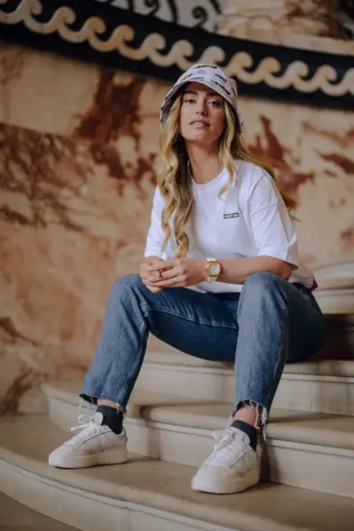 lifestyle photoVICE Essential Tee - White