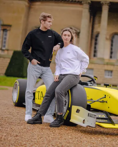 lifestyle photoLIVERY Essential Crew Neck - Black