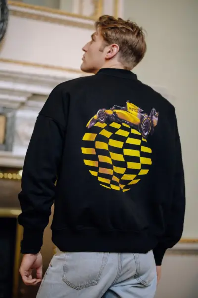 lifestyle photoGLOBAL Essential Crew Neck - Black