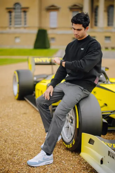 lifestyle photoVICE Essential Crew Neck - Black