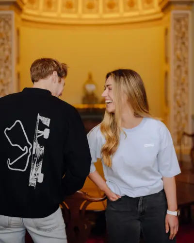 lifestyle photoTRACK Essential Crew Neck - Black